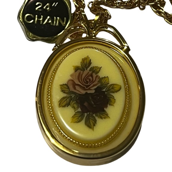 Jewelry - Vintage Roses  Floral Pendant, Gold Tone Necklace With 24" Chain